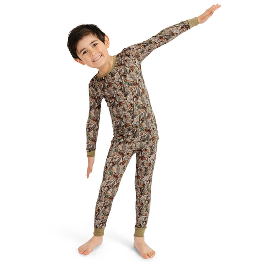 Vintage leaf pattern bamboo fiber kids sleepwear set detailed view front autumn