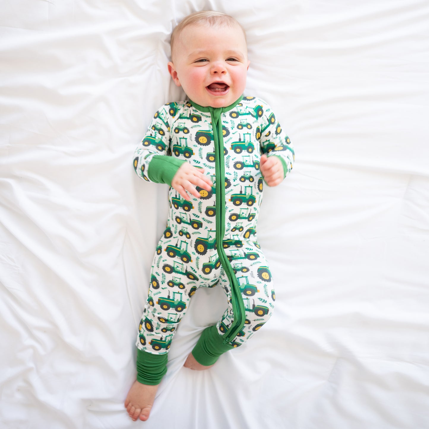 Nordic Dreams Grass Green Pattern court Bamboo Zippy Baby Baber