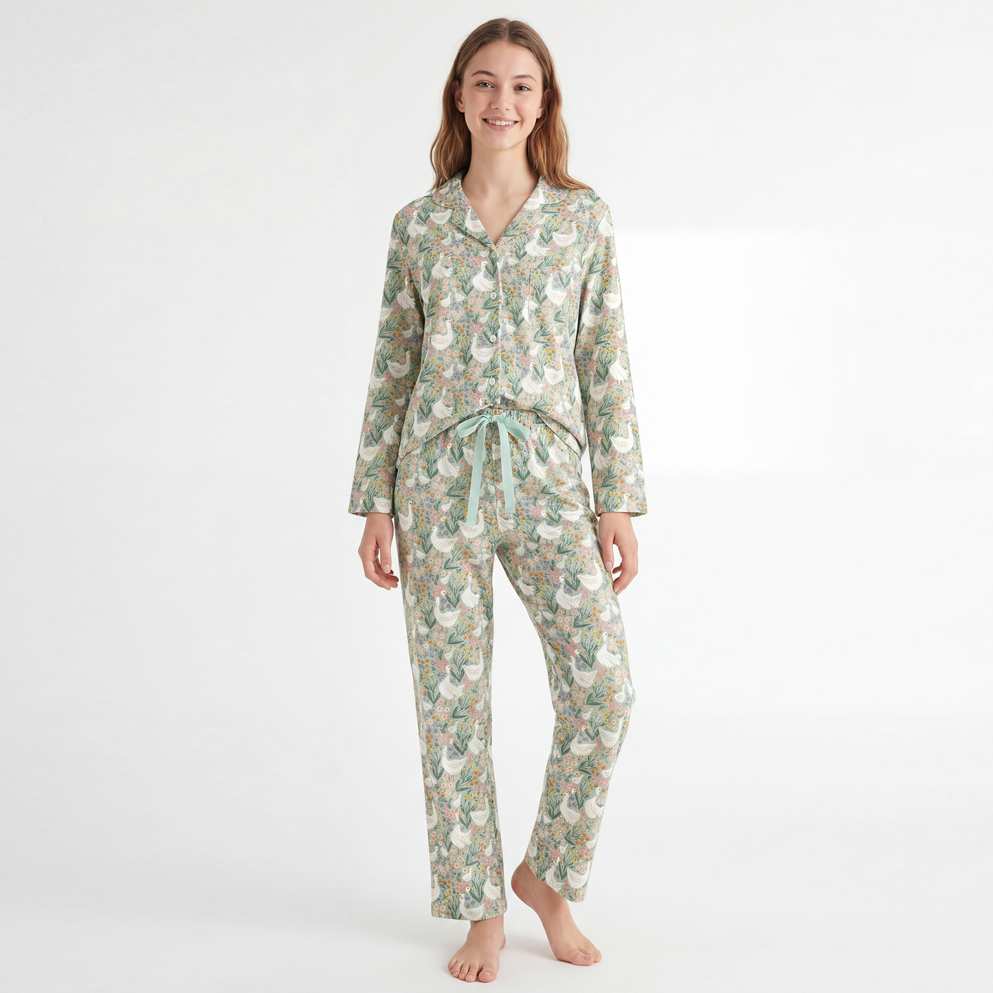 Daisy Goose Garden Meadow Floral Print Bamboo Women's Pajamas Set