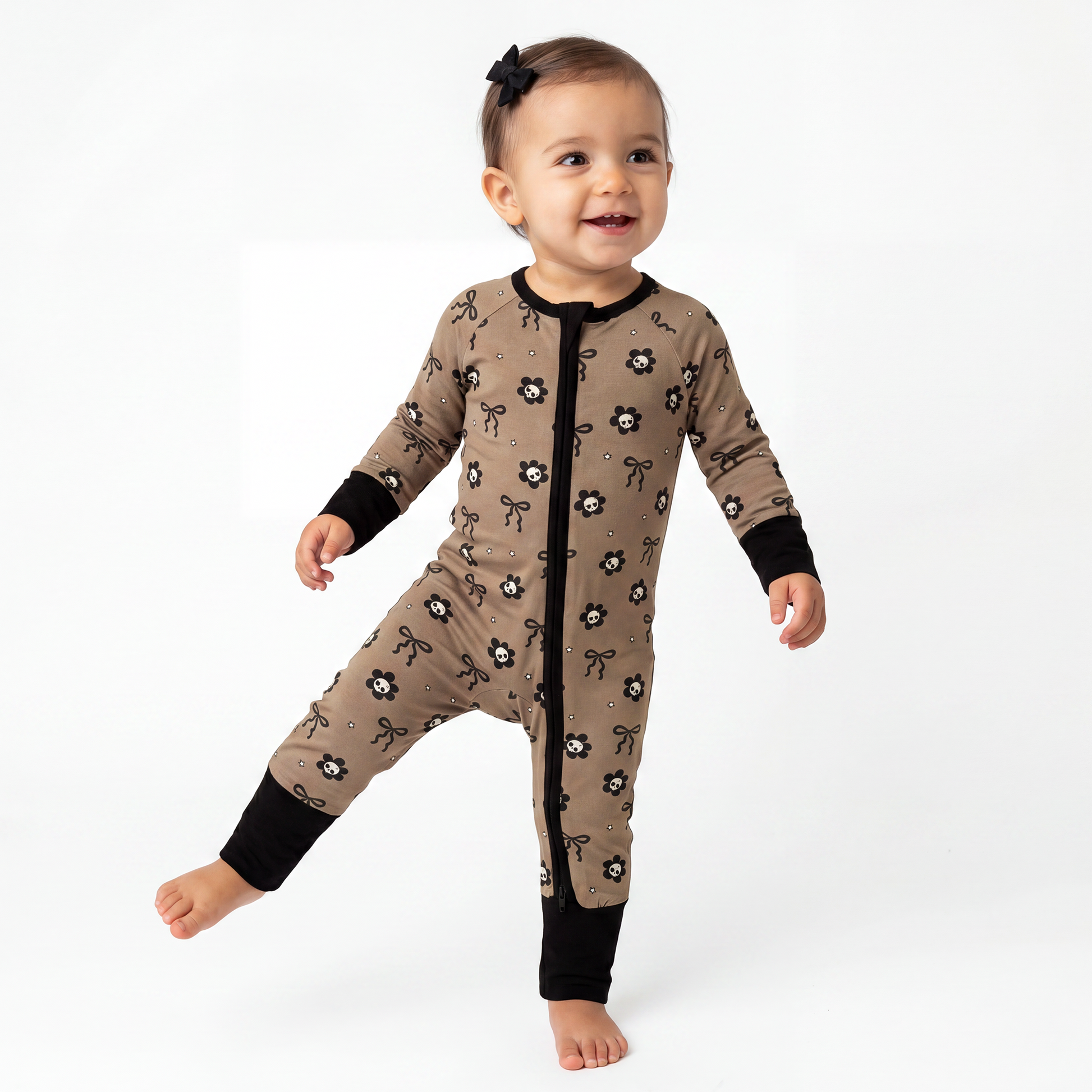 Flower bamboo zipper romper design - baby apparel bamboo zipper romper with custom design - baby wear front view